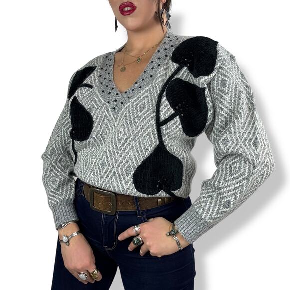 90's wool blend gray geometric knit sweater by ANGENIE - Picture 14 of 16